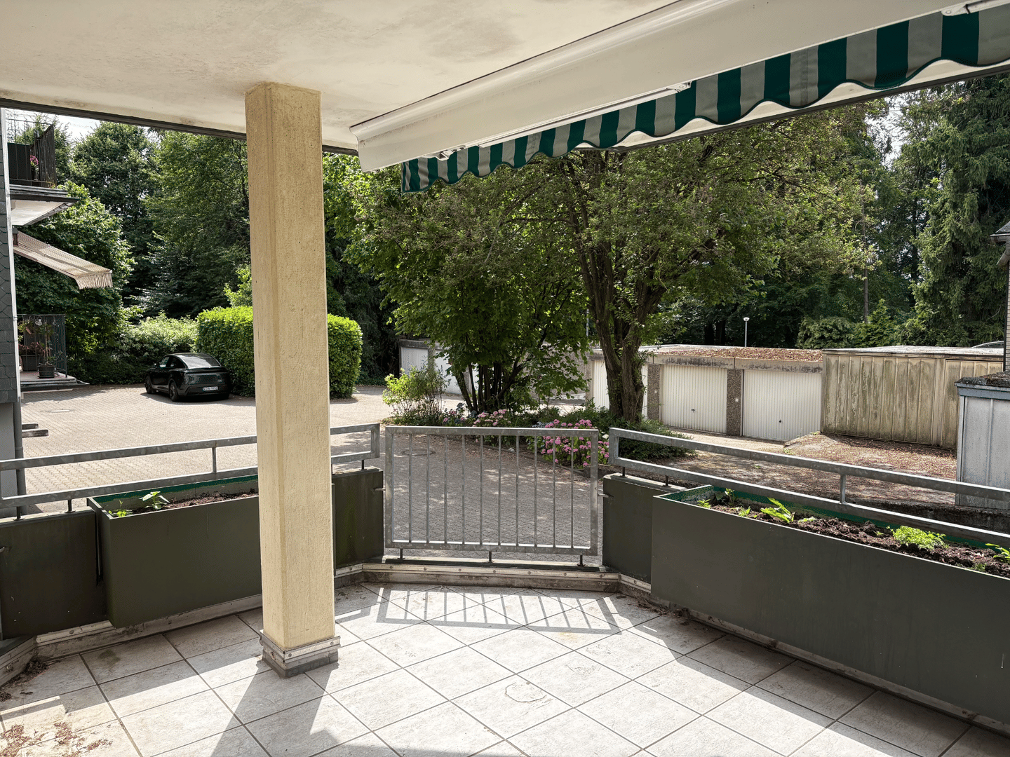 zauberhafte, helle 3 Zimmerwohnung im Erdgeschoss mit großem Balkon! – Wuppertal – Vorschaubild 2
