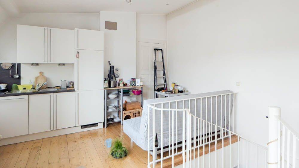 HOMESK - Dachgeschoss-Maisonette-Wohnung mit Balkon und Dachterrasse im Prenzlauer Berg – Berlin – Vorschaubild 5