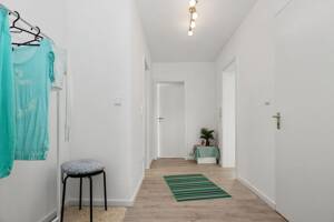 Renditestarkes Marken-Investment in Ludwigshafen: Kernsanierte 2-Zimmer-Wohnung mit 5,1 % Rendite (Kopie) – 67071 Ludwigshafen am Rhein – Vorschaubild 2