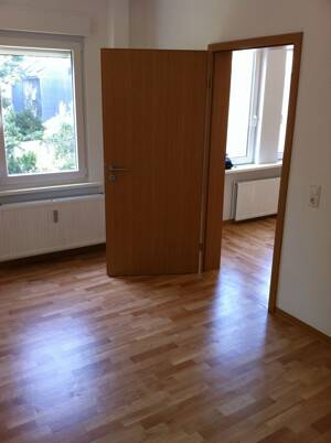 Charmante 3-Zimmer Wohnung, zentral und ruhig in Siegen – 57072 Siegen – Vorschaubild 3
