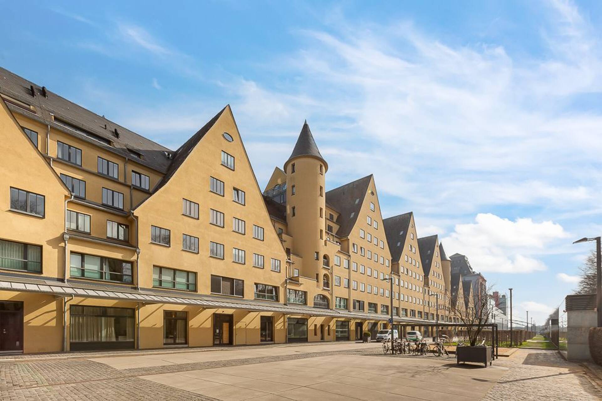 Etagenwohnung in 50678 Köln mit 155 m² kaufen