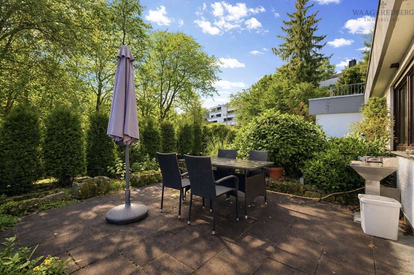 Ihr Rückzugsort im Grünen: Helle Wohnung mit Südterrasse & eigenem Garten