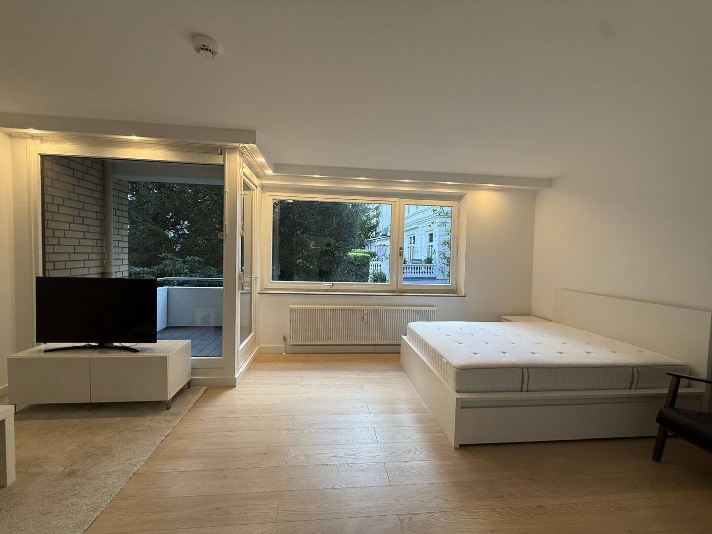 Exklusives Apartment am Mittelweg in Hamburg-Harvestehude! – Hamburg – Vorschaubild 5