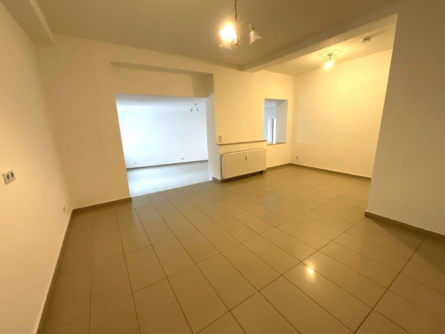 Großzügige 3-Zimmer-Wohnung in zentraler Lage – Nürnberg – Vorschaubild 4