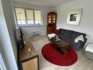 Möblierte Penthouse-Wohnung in guter Wohngegend – 22149 Hamburg – Vorschaubild 2