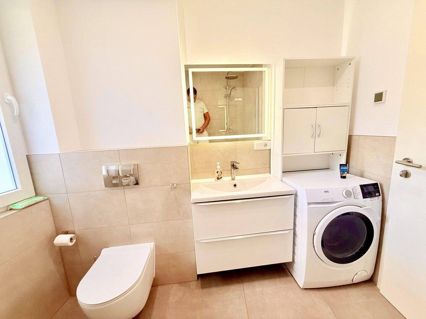 Erstbezug eines Exklusives Saniertes Möbliertes 2-Zi.-Apartment im EG in Erlangen Zentrum – Erlangen – Vorschaubild 8