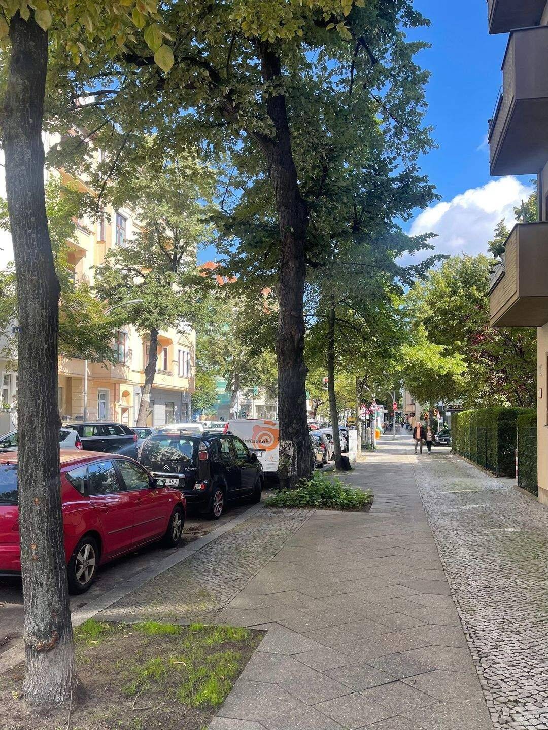 Vermietete City-Wohnung nahe Kurfürstendamm und Schaubühne – Berlin – Vorschaubild 4