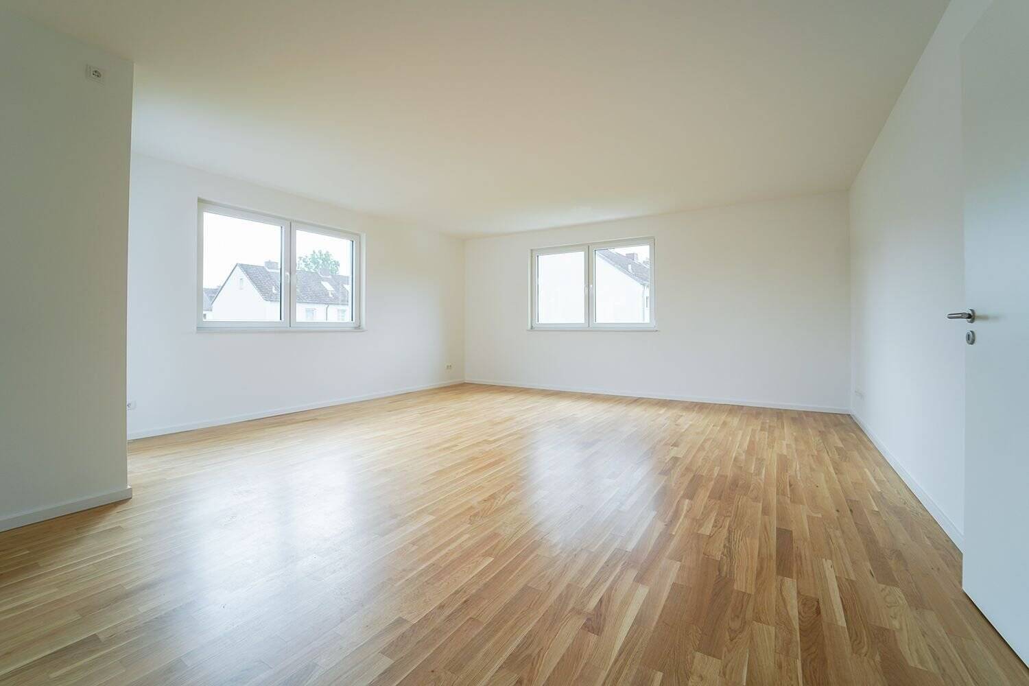 BEZUGSFERTIGER NEUBAU | Attraktive 3-Zimmer-Wohnung mit Südbalkon