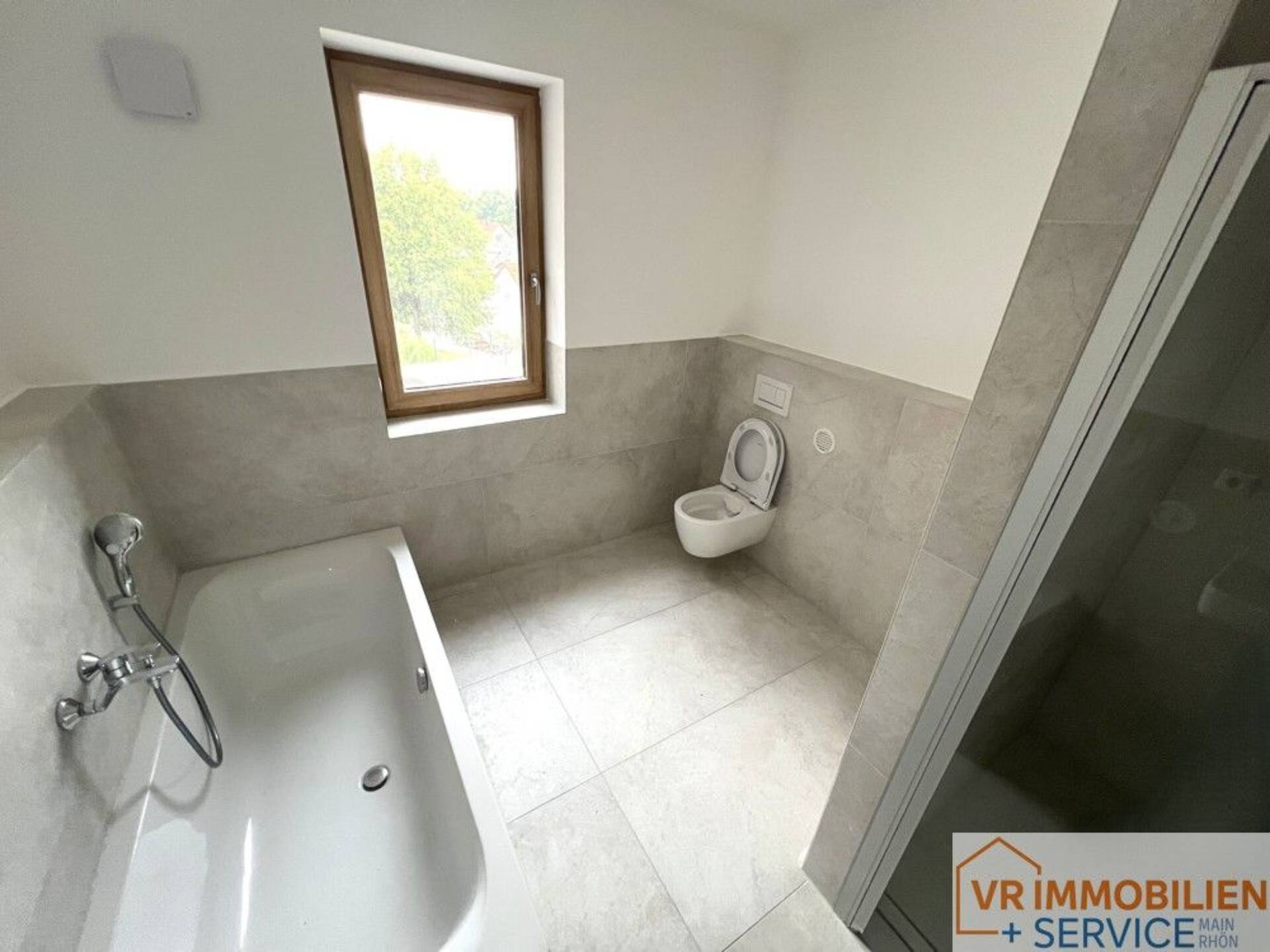 Etagenwohnung in 97616 Bad Neustadt an der Saale mit 95,14 m² kaufen