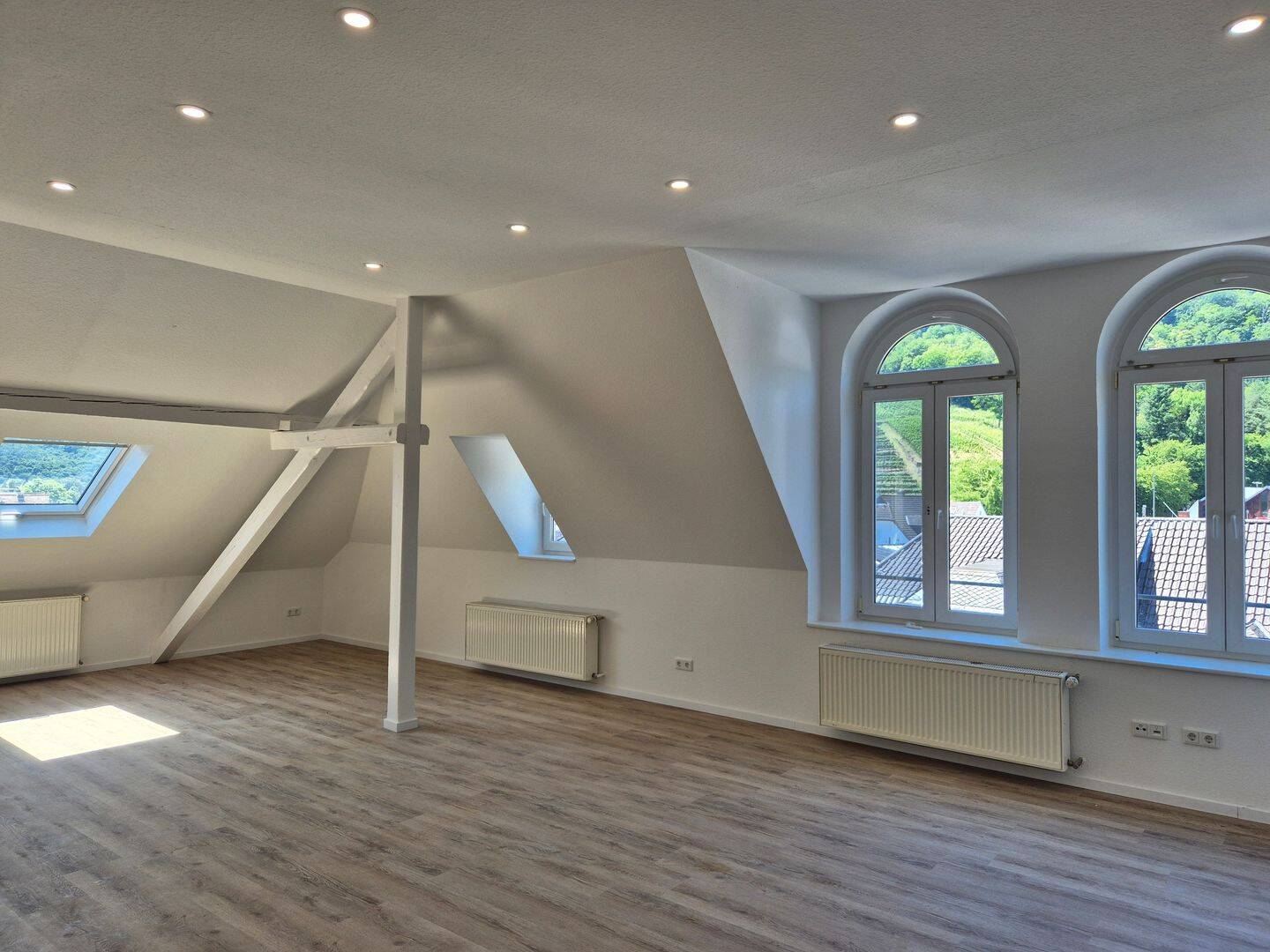 Wohnung mit ganz besonderem Charme und atemberaubendem Ausblick