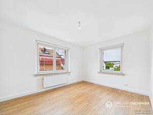 Frisch renovierte 3-Zimmer-Wohnung mit neuer Einbauküche – 93049 Regensburg – Vorschaubild 8