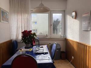 Vermietete 4,5-Zimmer-Wohnung in gefragter Lage – 79111 Freiburg im Breisgau – Vorschaubild 3