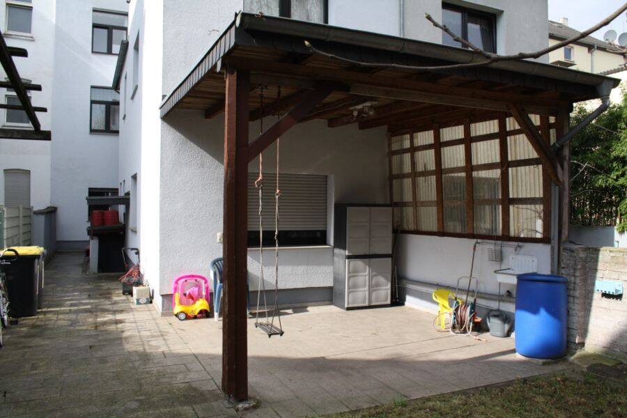 Provisionsfrei* Mehrfamilienhaus mit 277 m² Wohnfläche, komplett renoviert, vollvermietet, provisionsfrei vom Handwerker