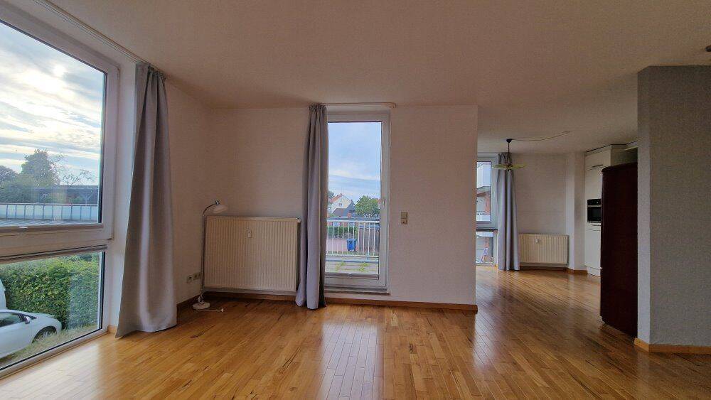 Moderne 2-Zimmer-Wohnung mit schönem Balkon in Oldenburg / Nadorst – Oldenburg – Vorschaubild 2