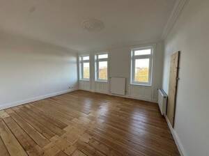 charmante 2-Zi.-Altbau-Whg., 3. OG, Eimsbütteler Marktplatz, Fenster neu mit erhöhtem Schallschutz – 20257 Hamburg – Vorschaubild 4