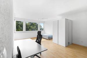 Großzügige 5-Zimmer-Wohnung mit Balkon, Garage – 93057 Regensburg – Vorschaubild 2