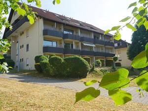 *** Möblierte 1,5-Zimmer-Dachgeschosswohnung mit Balkon und Loggia in Bad Säckingen! *** – 79713 Bad Säckingen – Vorschaubild 3