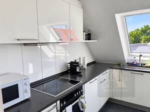Moderne 3-Zimmer-Dachgeschosswohnung im Herzen der Stadt – 79104 Freiburg im Breisgau – Vorschaubild 8