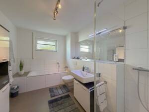 Souterrainwohnung mit eigenem Garten & Terrasse in Bochum-Höntrop – 44869 Bochum – Vorschaubild 4