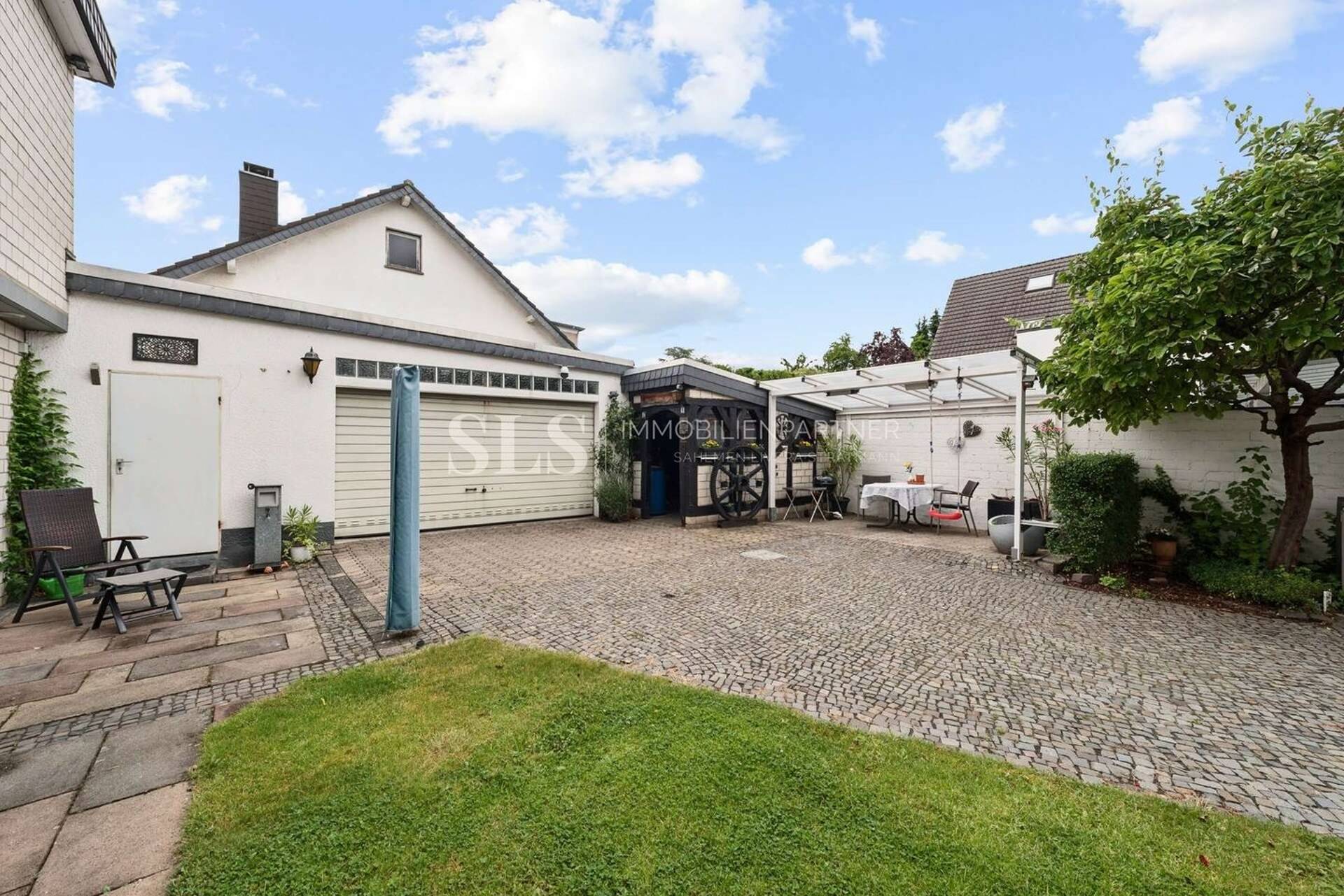 Haus in 51469 Bergisch Gladbach mit 255 m² kaufen