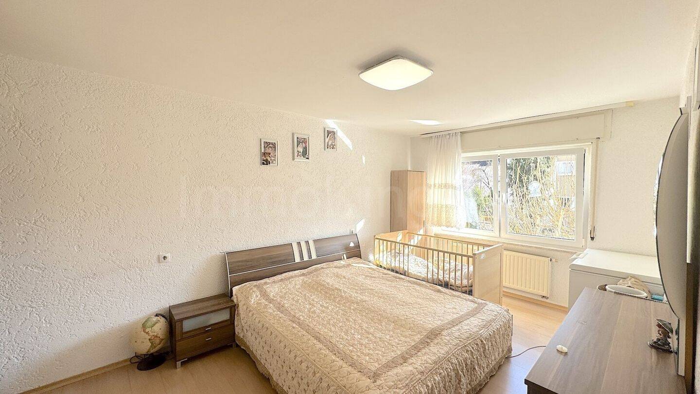 ++ SOLIDE RENDITE IN GUTER LAGE! ++ MEHRFAMILIENHAUS MIT VIELEN MÖGLICHKEITEN! ++ – Heilbronn – Vorschaubild 6