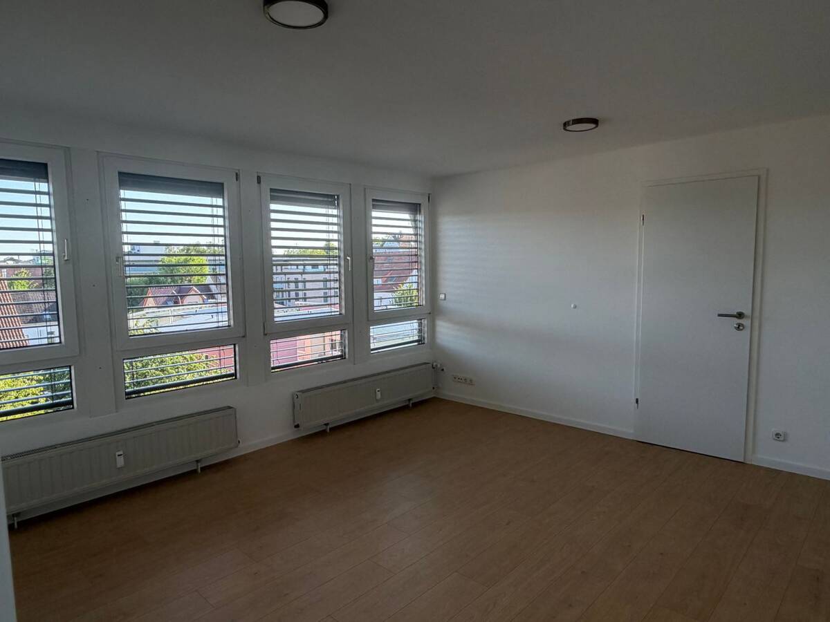 Helle & charmante Dachgeschosswohnung – 82 m² – sofort bezugsfrei – 33104 Paderborn – Bild 1 von 9