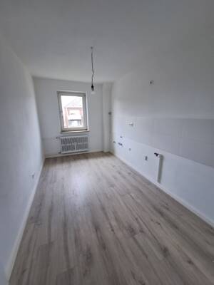 2 Zimmer Wohnung frisch renoviert in der 3. Etage – 44147 Dortmund – Vorschaubild 4