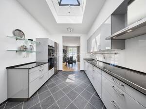 Lieblingsplatz inklusive - Zwei Etagen Glück mit sonniger Dachterrasse – 22529 Hamburg – Vorschaubild 8