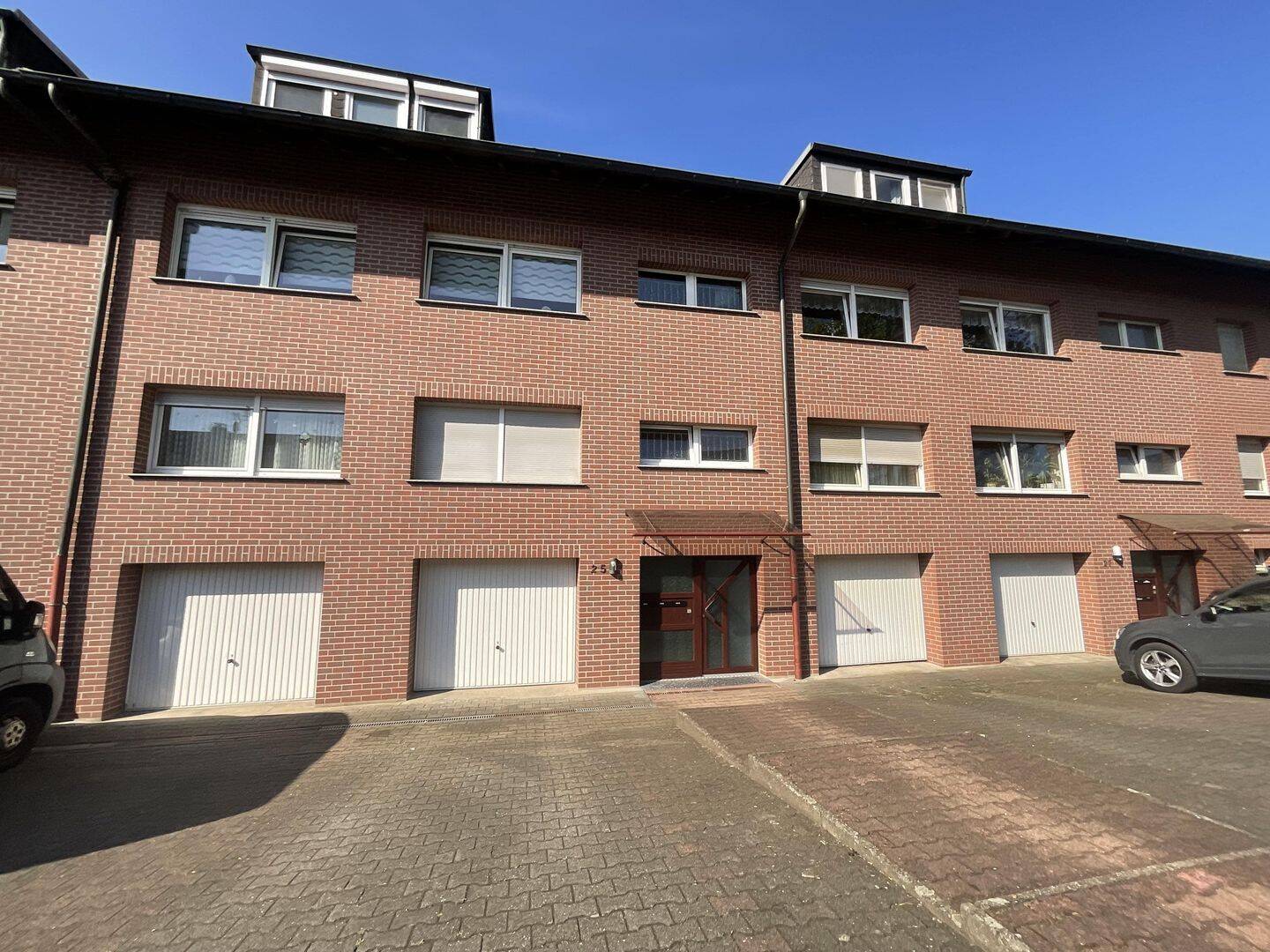 IDYLLE UND HOHER WOHNKOMFORT IN GE- RESSE! – Gelsenkirchen – Vorschaubild 2