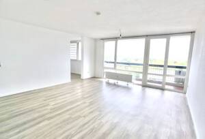 Exklusives Apartment mit DOM u. Skyline - Blick im 11. OG mit Aufzug, großem Balkon / ruhig gelegen! – 50858 Köln – Vorschaubild 6