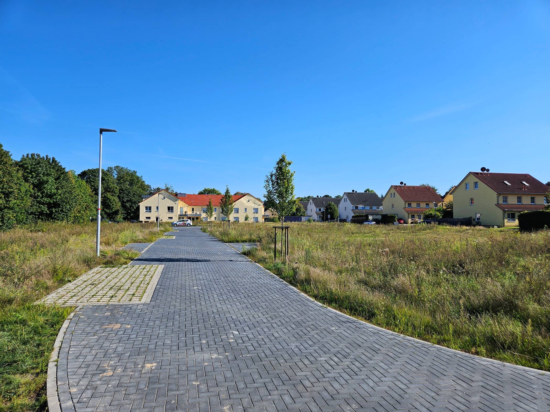 Mit Grundstück, das Haus für alle Lebensphasen in Bergen. – Bergen – Vorschaubild 3