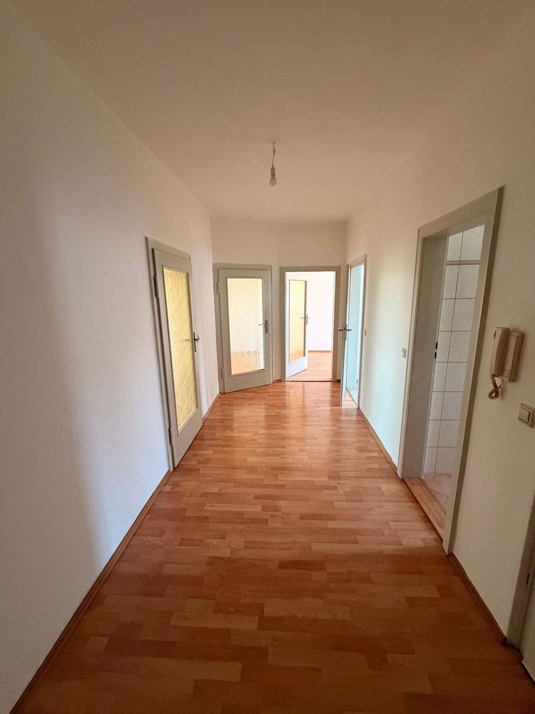 ***helle 3-Zimmer-Wohnung mit Tageslichtbad in Eutritzsch*** – Leipzig – Vorschaubild 2