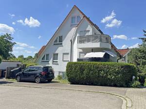 Lichtdurchflutete Maisonette-Wohnung in Stuttgart-Sommerrain - nur 2 Min. Fußweg zur U-Bahn
