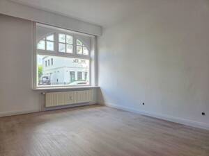 Sanierte 1 Zimmerwohnung mit Außenstellplatz – 22609 Hamburg – Vorschaubild 2