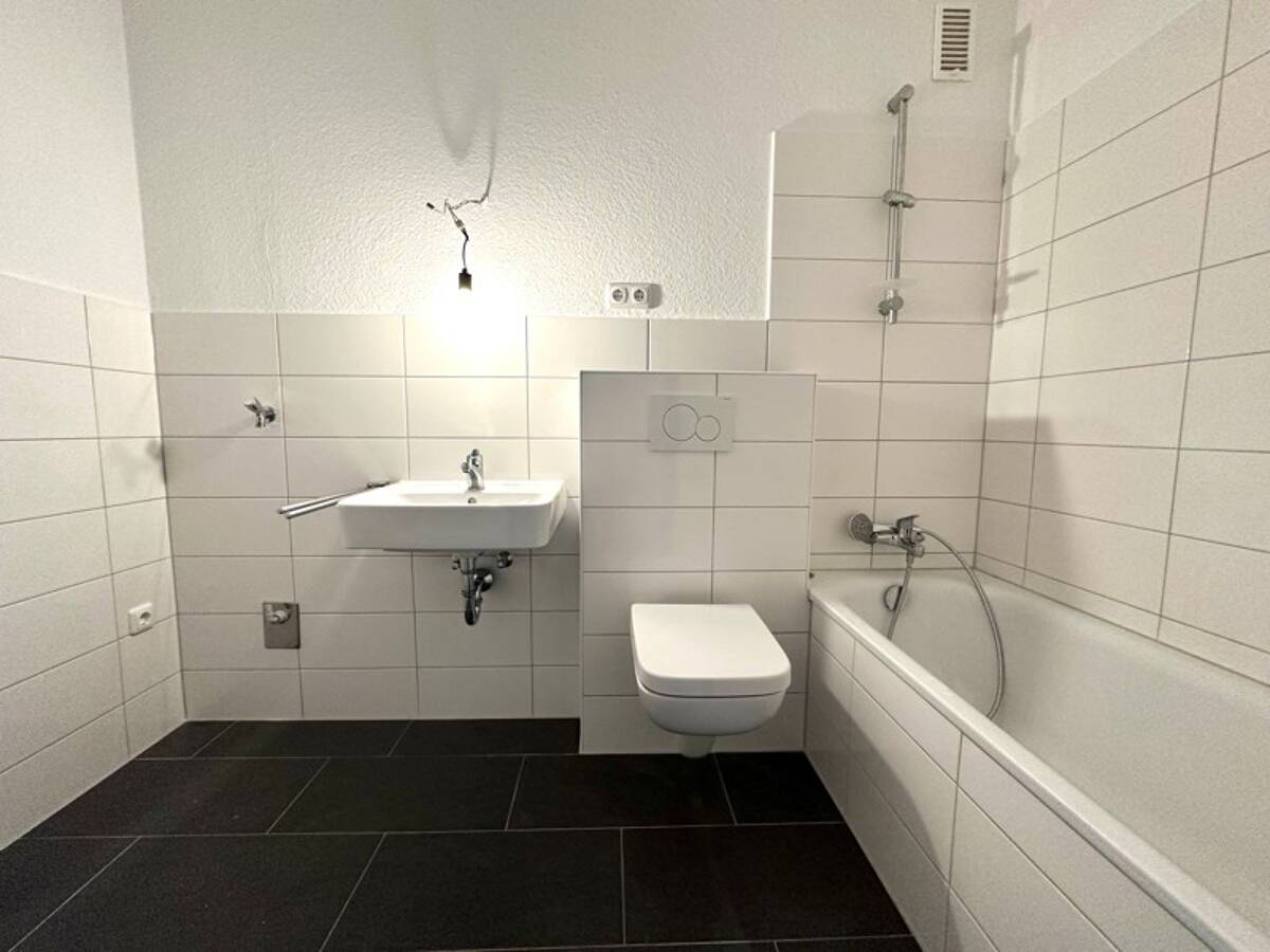 Anmietung nur mit ZWEI Personen und WBS – 44309 Dortmund – Bild 1 von 7