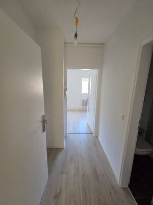 Frisch sanierte 1 Zimmer Wohnung in Salzgitter – 38226 Salzgitter – Vorschaubild 6