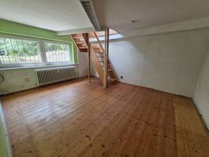 Hassels: 3 Familienhaus, TOP gepflegt, Kapitalanleger oder Selbstnutzer! Großer Garten! – 40599 Düsseldorf – Vorschaubild 9