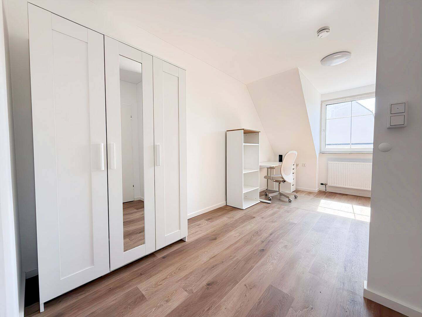 Modernes Studentenapartment in Erlangen - möbliert, renoviert, Renditepotenzial >5?% – Erlangen – Vorschaubild 8