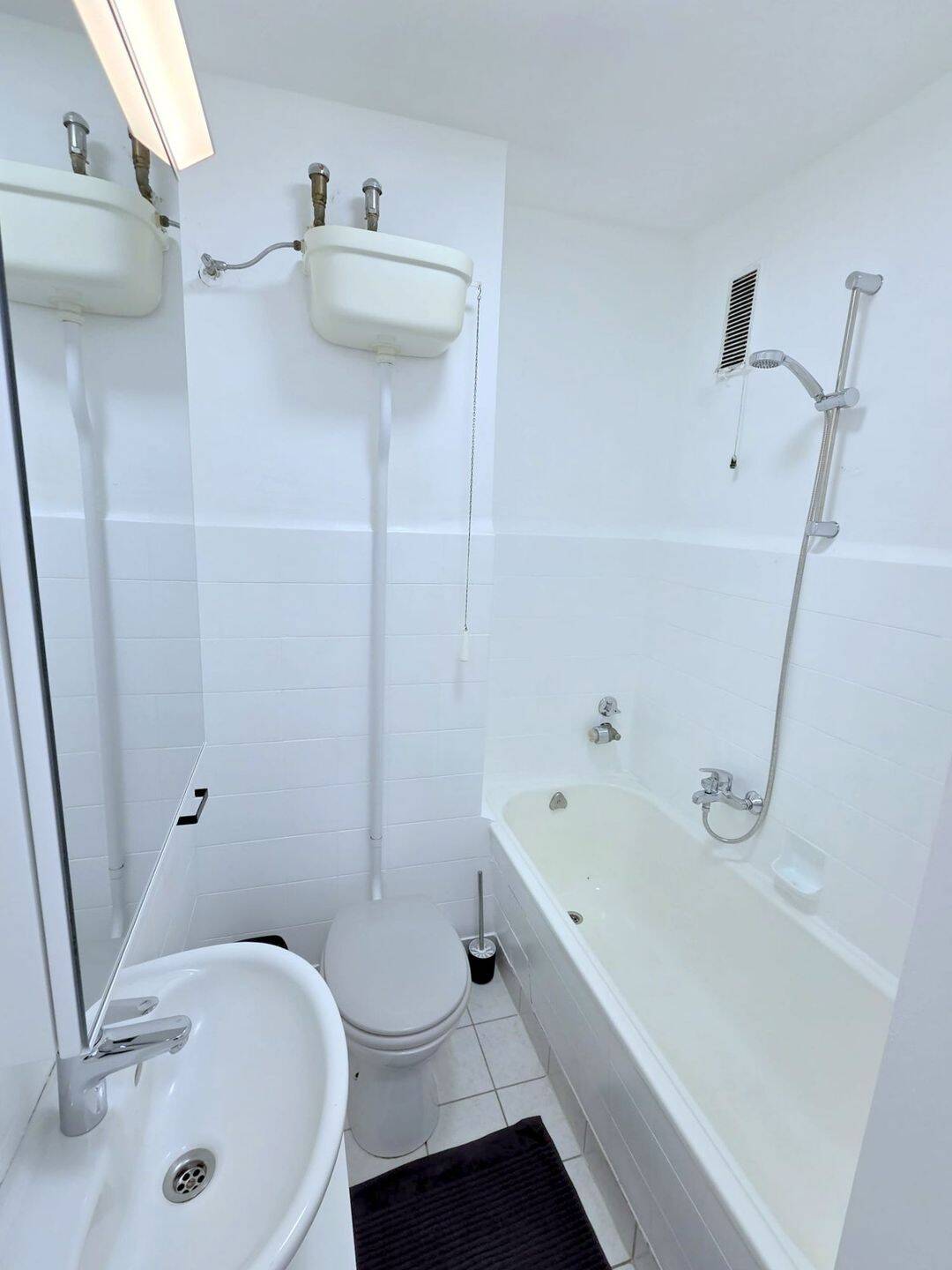 Ab sofort- sonniges und zentrales 1-Zimmer-Apartment - top Lage der Bergerstraße – Frankfurt am Main – Vorschaubild 8