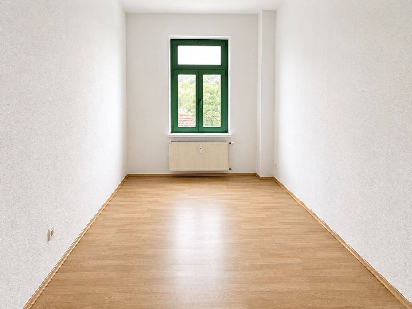 2-Zimmer-Wohnung - große Küche, Laminat, Badewanne - sehr schöne Lage, direkt am Auenwald – Leipzig – Vorschaubild 5