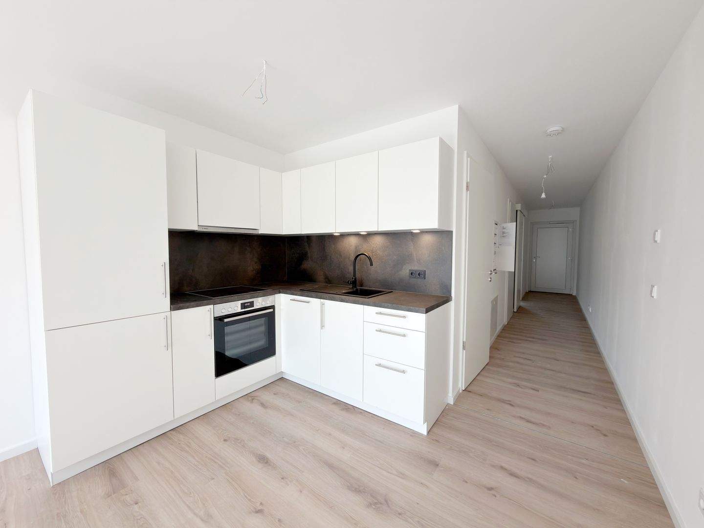 Exklusive 2-Zimmer-Neubauwohnung mit hochwertiger Ausstattung ~ Erstbezug ~ Tiefgarage ~ Aufzug ~ Sofortbezug – Nürnberg – Vorschaubild 5