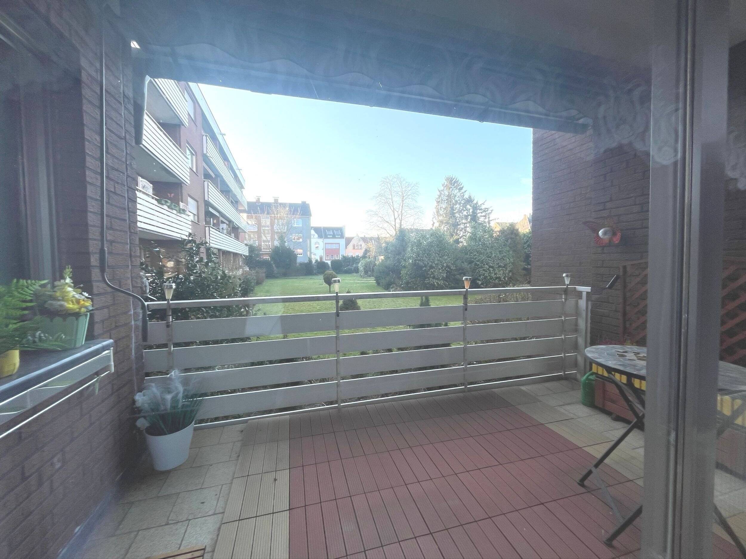 2 Zimmer Wohnung mit Balkon