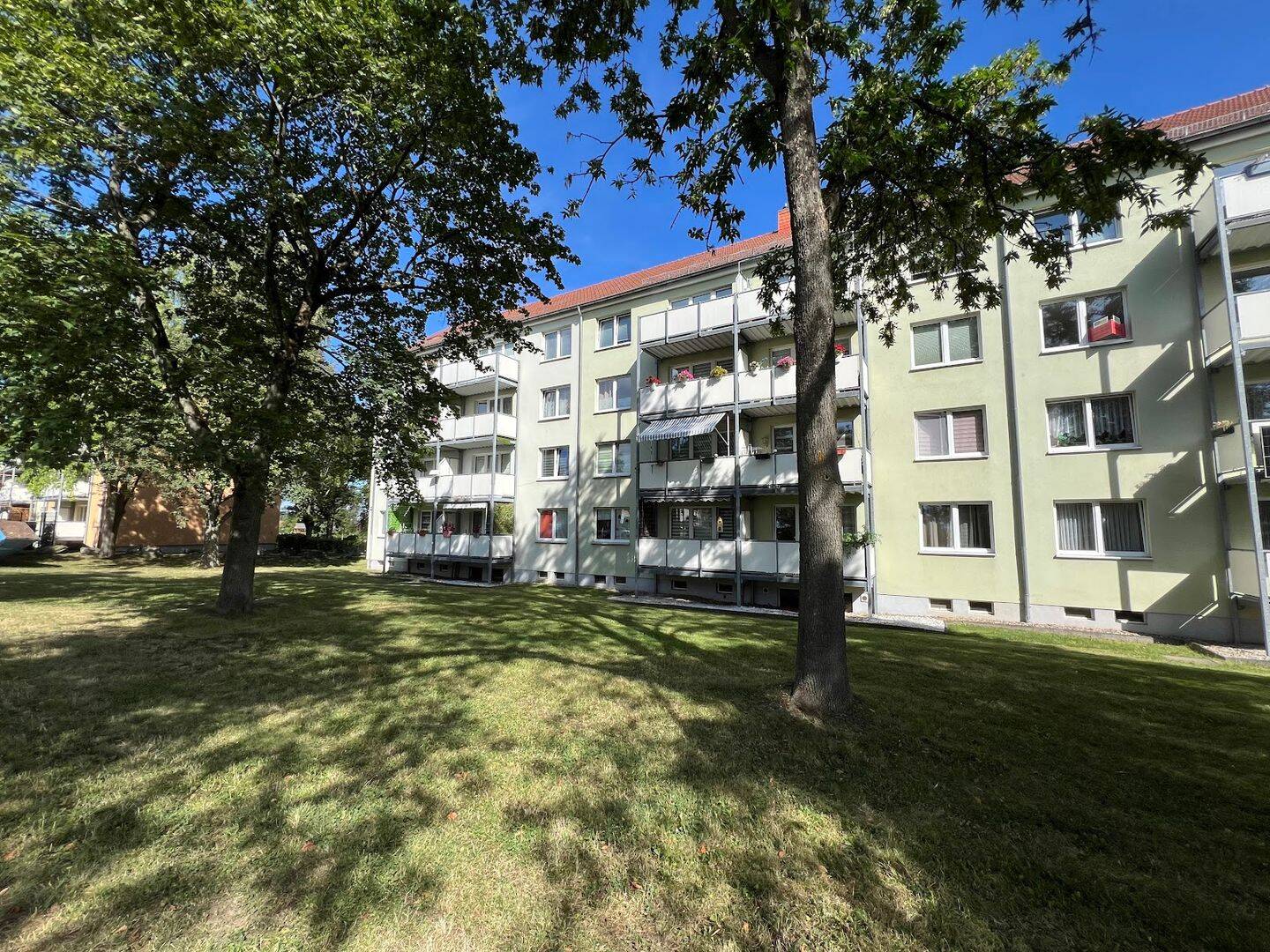 5-Zimmer-Wohnung plus Hauswirtschaftsraum auf 122 qm