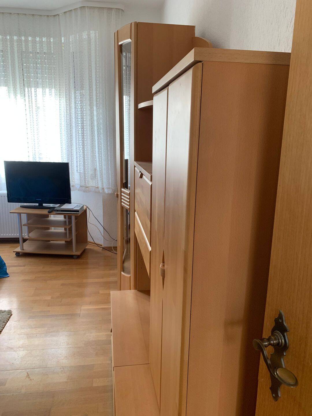 Möblierte 2 Z.-Küche-Bad-Wohnung- – Mainz – Vorschaubild 5