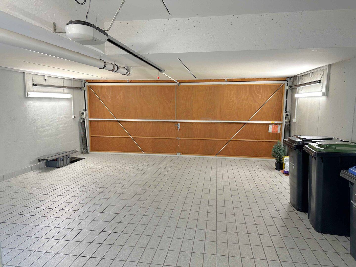 Gartenparadies & Traumaussicht zum Wohnen & Arbeiten! – Leonberg – Vorschaubild 5