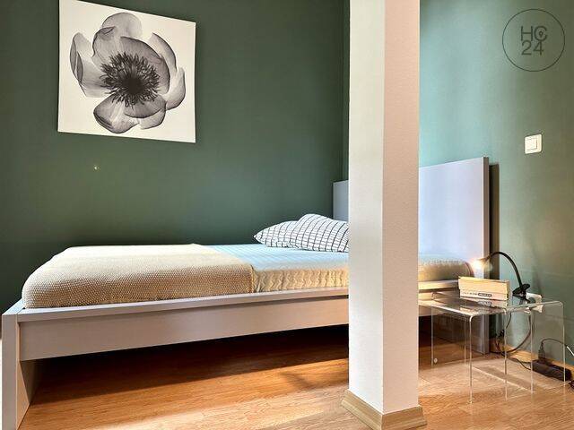 Charmant möbliertes Apartment mit großem Balkon in Leipzigs Waldstraßenviertel nahe der HHL – Leipzig – Vorschaubild 3