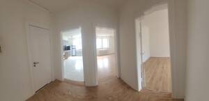 Helle, neu renovierte Wohnung im 4. OG – sofort bezugsfrei – 24143 Kiel – Vorschaubild 2