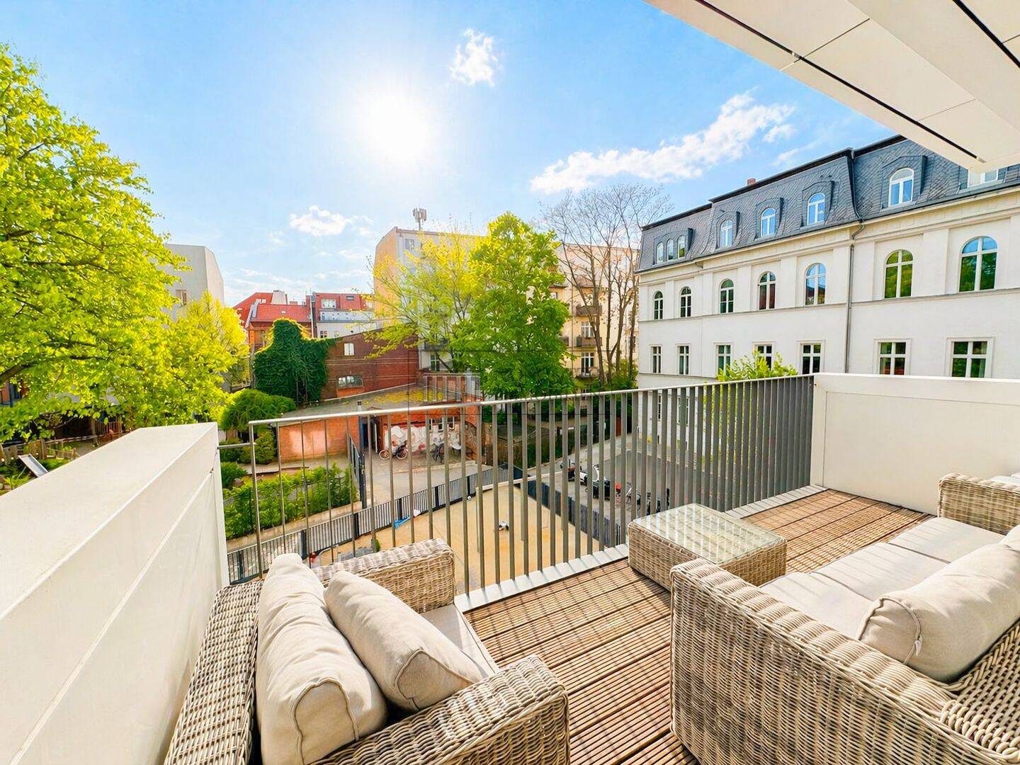 Luxus auf 158 m² in Bestlage Berlin-Mitte - Design, Ruhe & Spa-Feeling nahe der Spree – Berlin – Bild 1 von 9