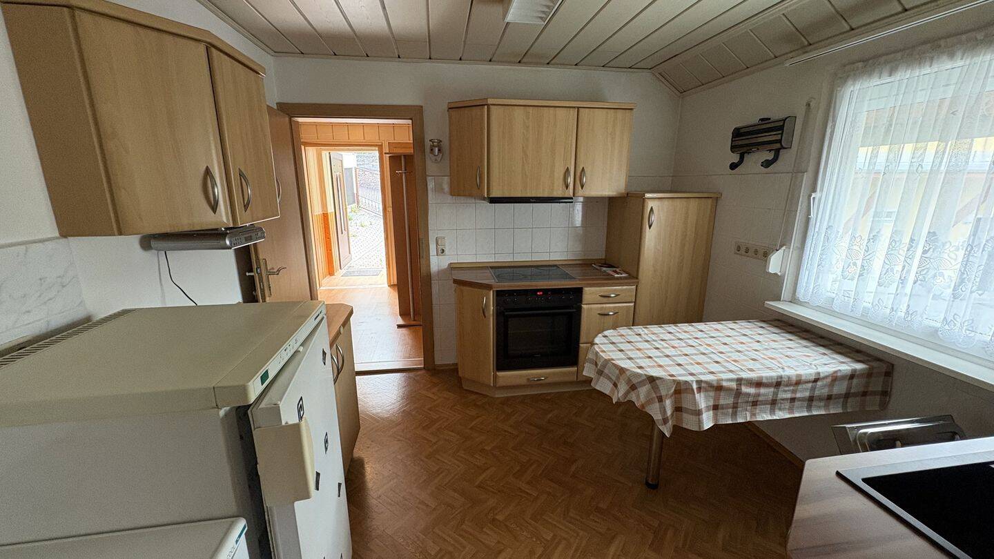 Zuhause mit viel Platz und vielseitigen Möglichkeiten – Neustadt an der Orla – Vorschaubild 3
