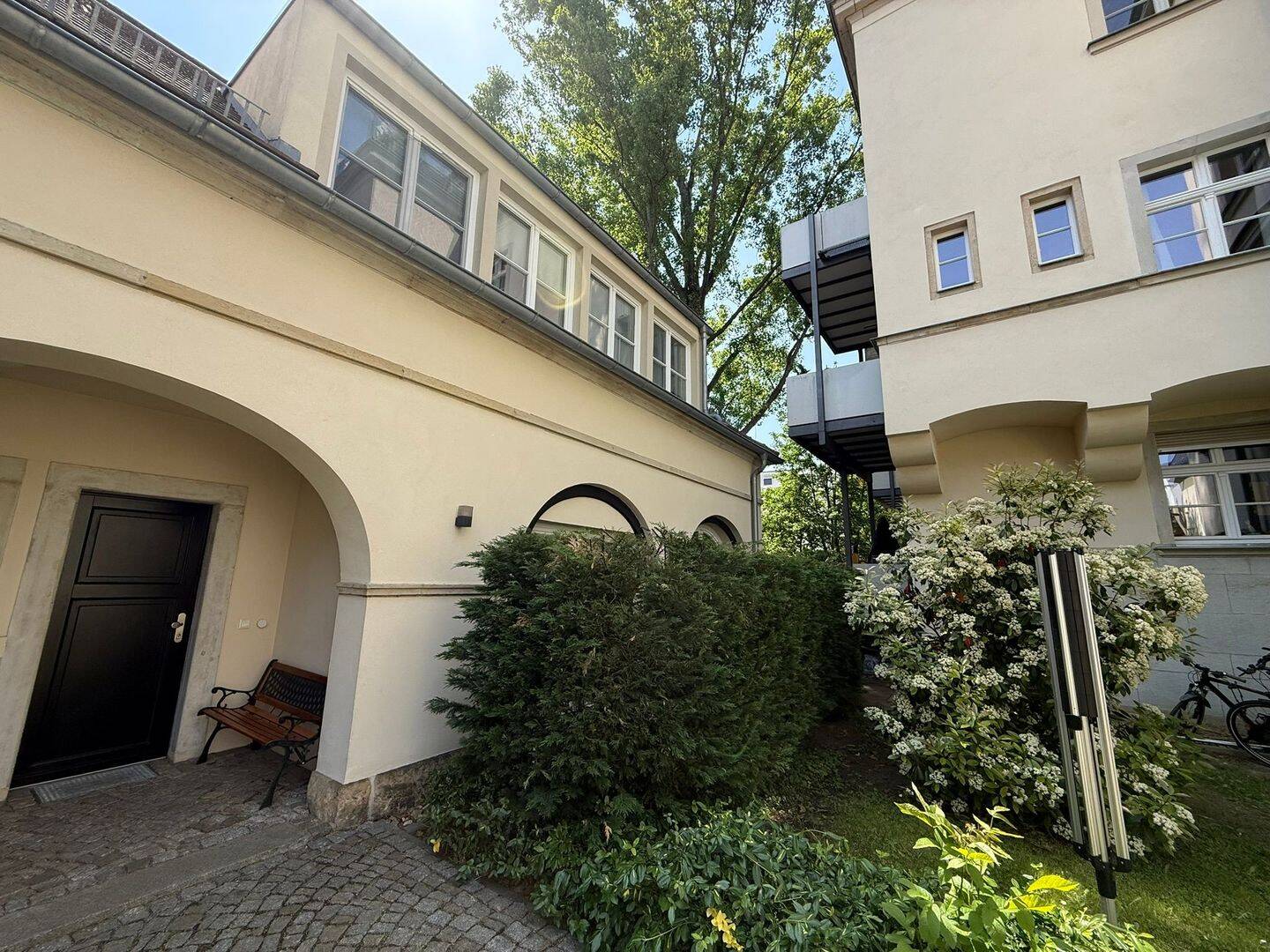 Traumhafte 3-Zimmer-Maisonette-Wohnung mit Terrasse und Garten in Striesen. – Dresden – Vorschaubild 7